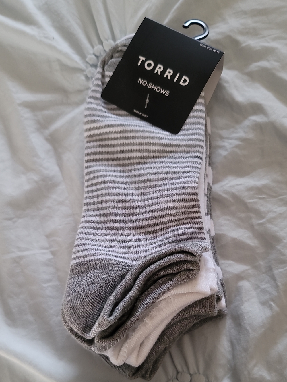 torrid No-Show Sock Set in Gray and White Stripes